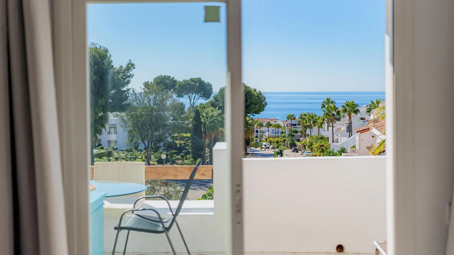 Sea View Luxury Penthouse Miraflores Sitio de Calahonda Spain