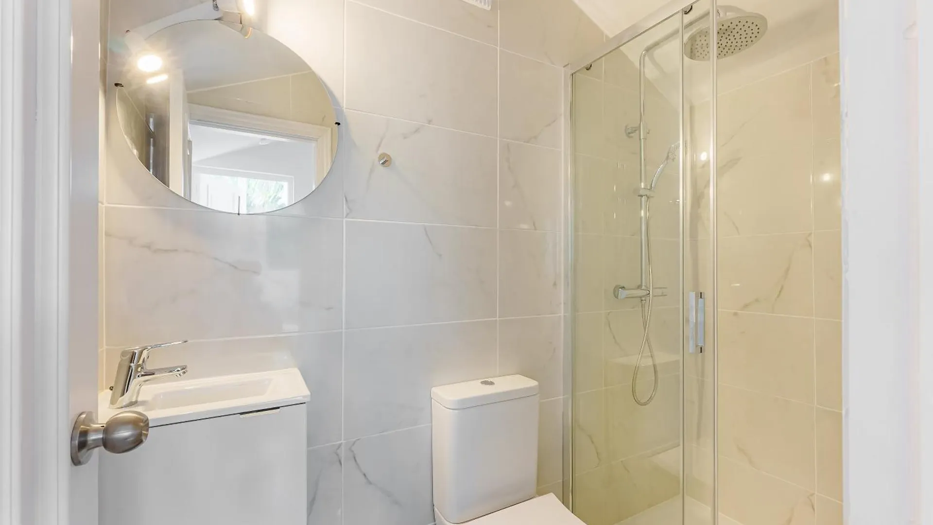 Sea View Luxury Penthouse Miraflores Sitio de Calahonda