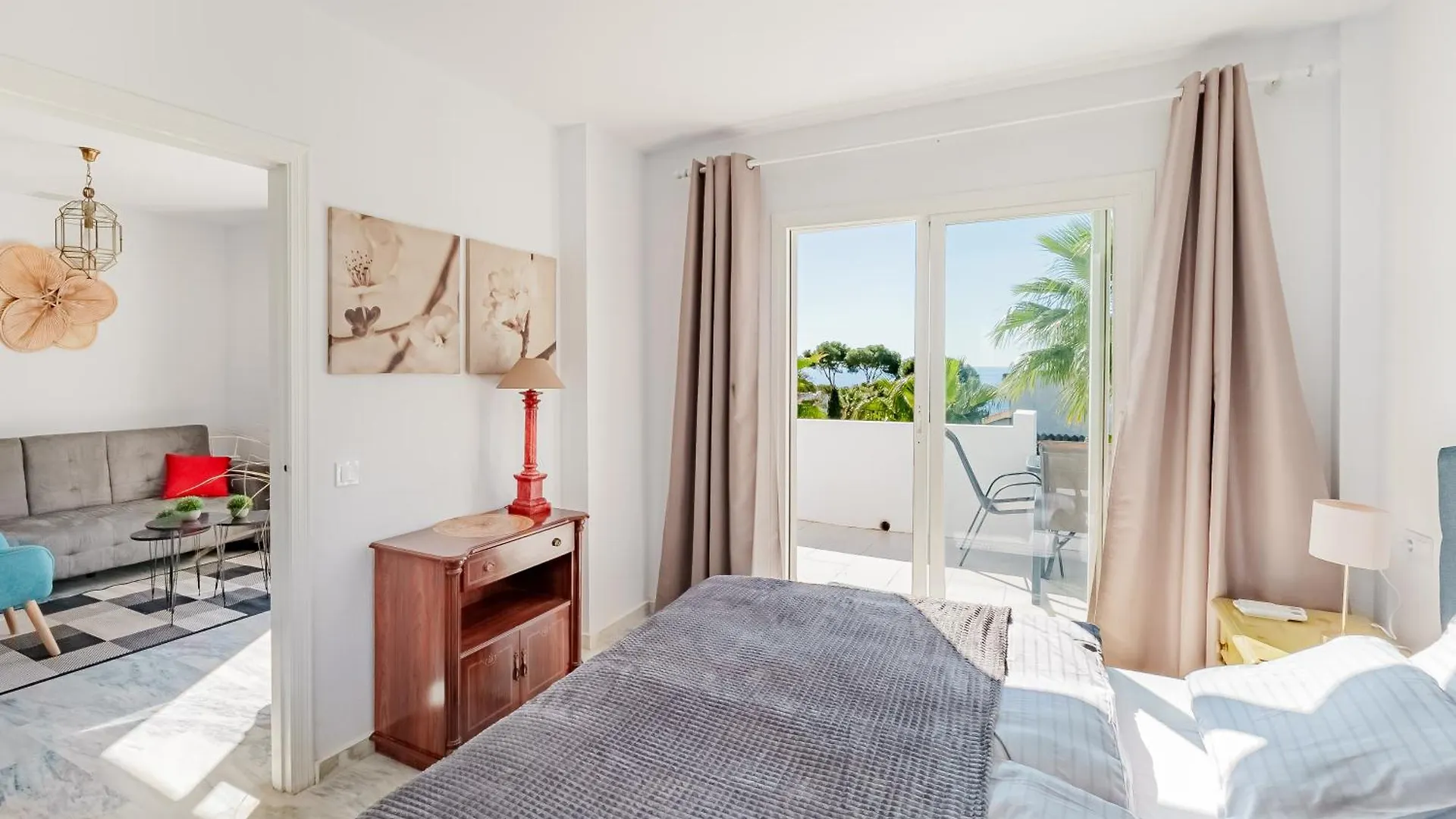 Sea View Luxury Penthouse Miraflores Sitio de Calahonda 0*,