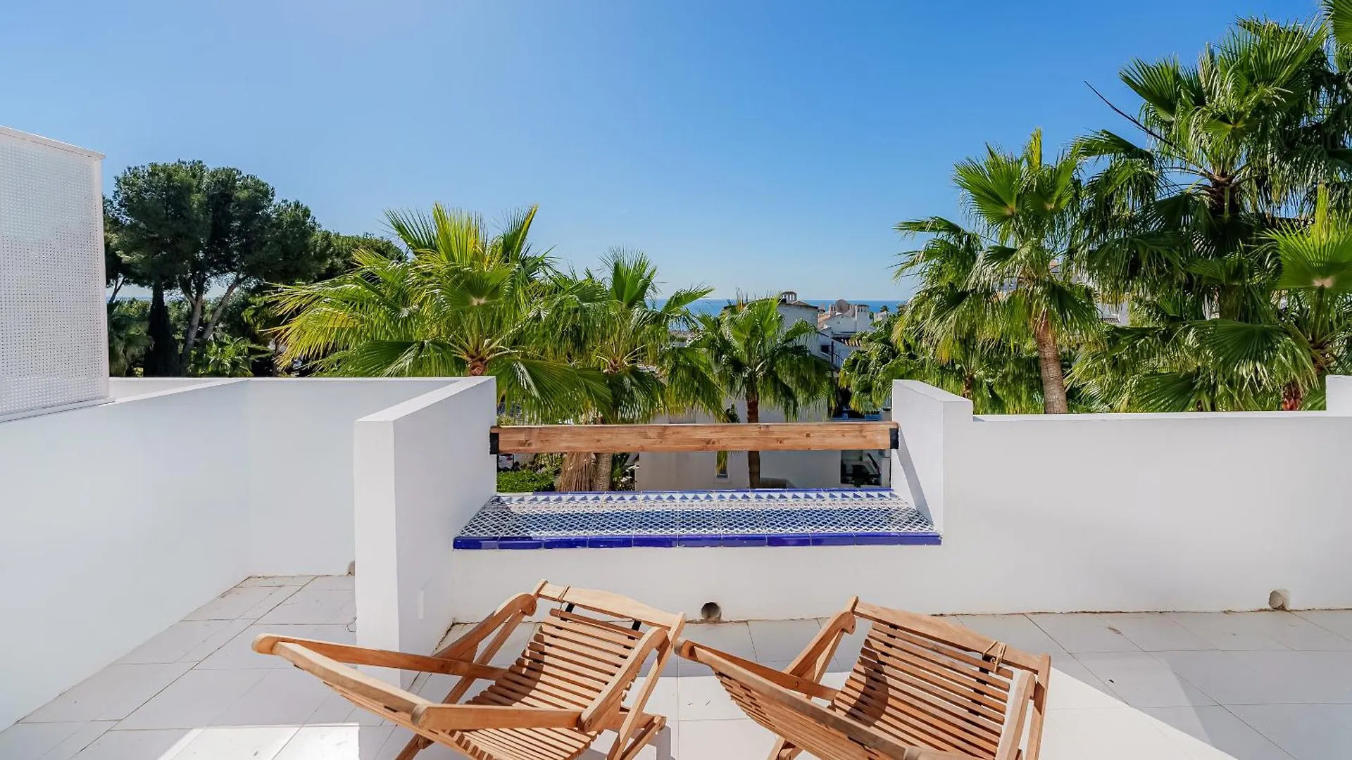 Sea View Luxury Penthouse Miraflores Sitio de Calahonda Apartment